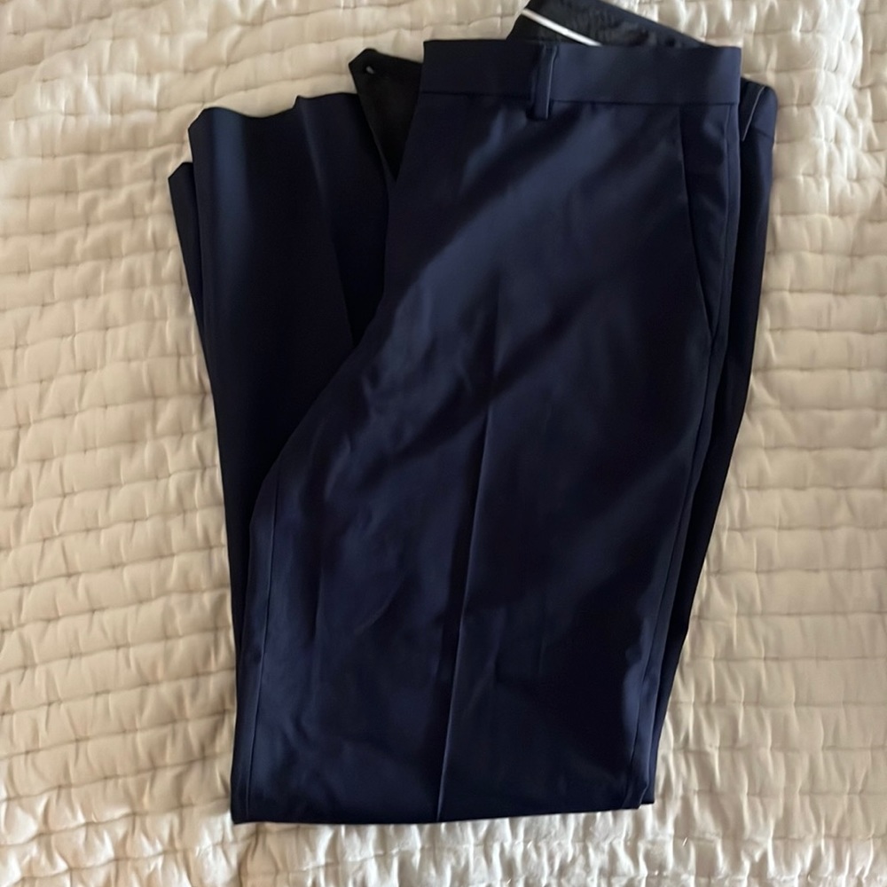Like New Murano straight Dress Pants 32x30